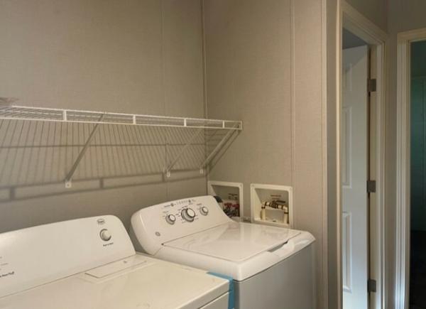 2019 Champion RA1460203 Mobile Home