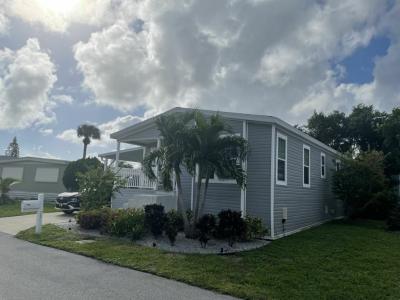 Photo 4 of 16 of home located at 4196 74th Place N # 450 Riviera Beach, FL 33404