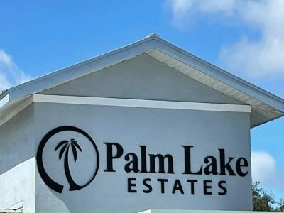 Photo 2 of 17 of home located at 4185 74th Street N # 474 Riviera Beach, FL 33404