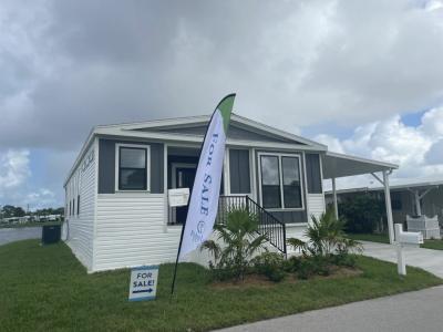 Photo 2 of 20 of home located at 4213 68th Street N # 889 Riviera Beach, FL 33404