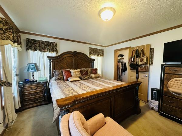 2005 Redman Mobile Home