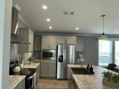 Photo 4 of 21 of home located at 3007 SW 108th St Ocala, FL 34476