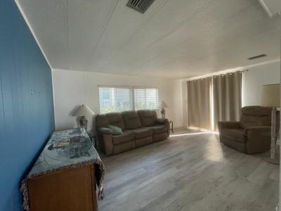Photo 2 of 20 of home located at 435 Andros Avenue Venice, FL 34285
