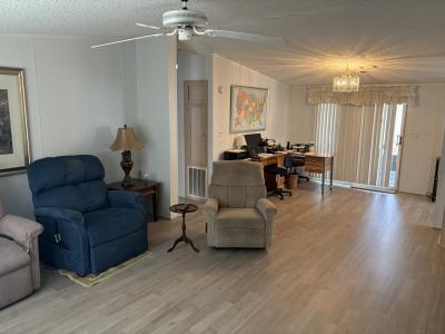 Photo 4 of 19 of home located at 1047 Kumquat Court Orange City, FL 32763