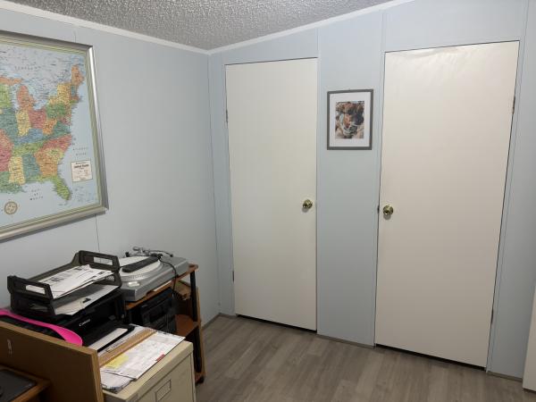 1998 Skyline 2 Mobile Home