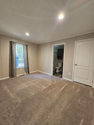 Photo 3 of 7 of home located at 147 Sparrow Drive Augusta, ME 04330