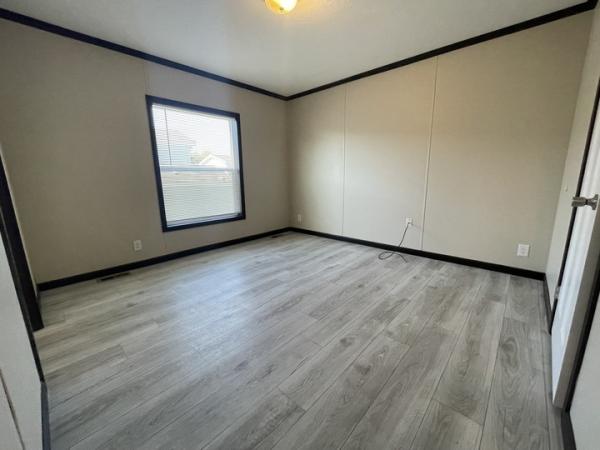 2023 Skyline - Sugar Creek Mobile Home