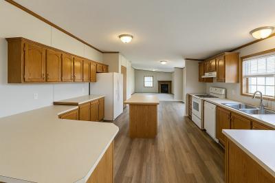 Mobile Home at 21365 Michelle Dr., Site #1148 Macomb, MI 48044