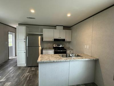 Photo 3 of 15 of home located at 6407 SE 108th Street Lot #39 Belleview, FL 34420