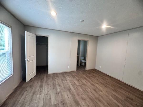 2025 76CEJ16663AH25  Home