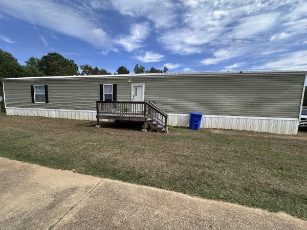 2022 1676374LDR  Home