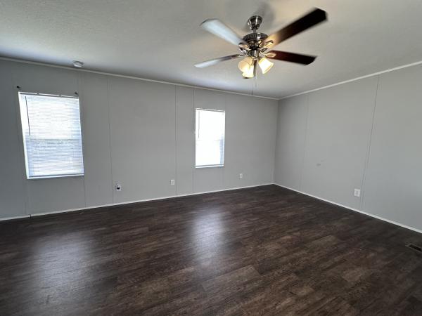 2022 1676374LDR  Home