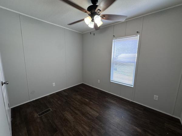 2022 1676374LDR  Home