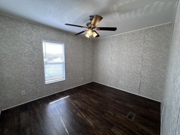 2022 1676374LDR  Home