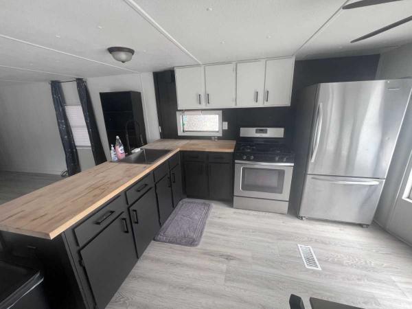 Photo 1 of 2 of home located at 212 Anker Lane, #16 Germantown Hills, IL 61548