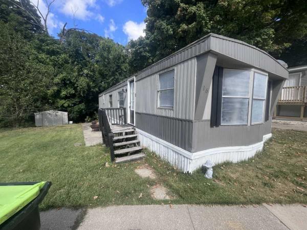 1982 Mobile Home