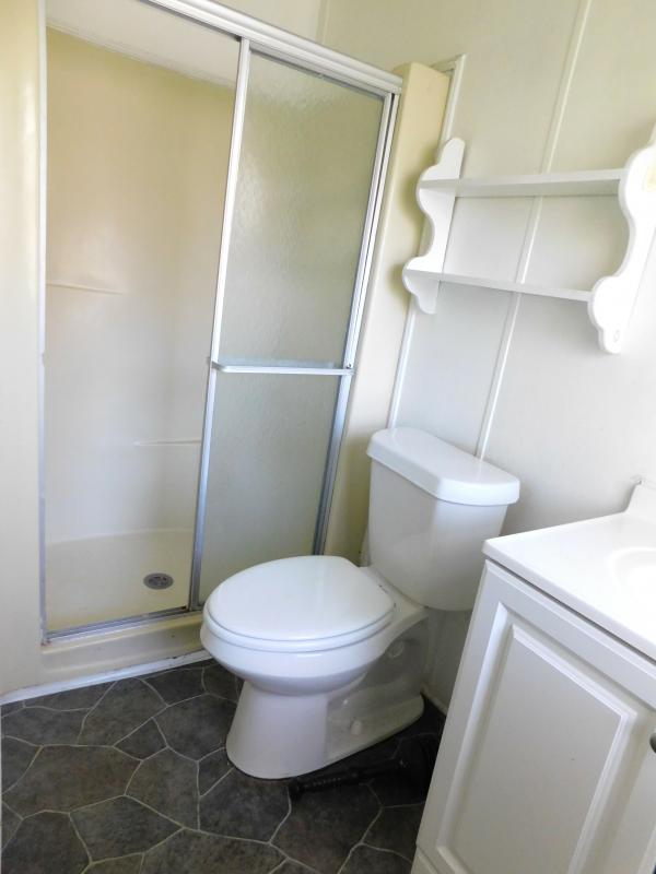 1980 TWIN Mobile Home For Sale