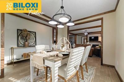 Photo 5 of 17 of home located at 1126 East Howard Street Live Oak, FL 32064