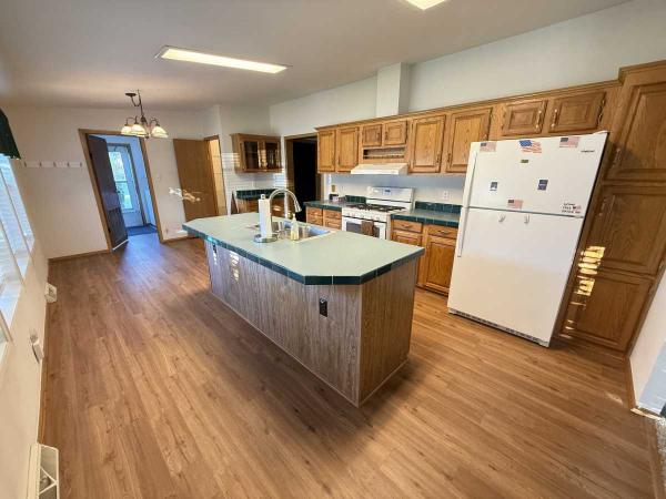 1996 Schult Bridgewood Manufactured Home