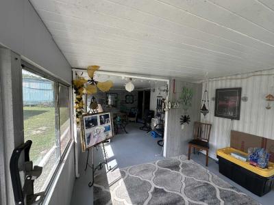 Photo 5 of 25 of home located at 5101 Eagles Nest Rd Lot 20 Fruitland Park, FL 34731