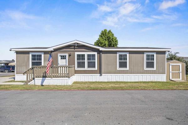 Photo 1 of 2 of home located at 5130 Ben Day Murrin Rd, #856 Fort Worth, TX 76126