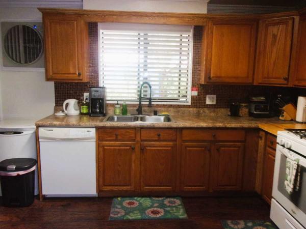 1986 Fleetwood SUNCREST Manufactured Home