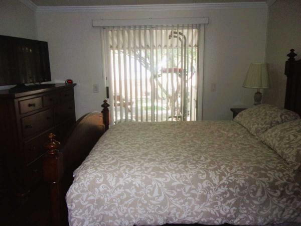 1986 Fleetwood SUNCREST Manufactured Home