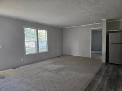 Photo 3 of 8 of home located at 3516 Shamrock St Midland, MI 48642