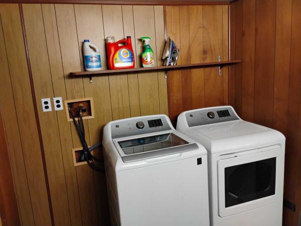 1982 Vemco Mobile Home