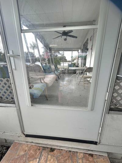 Photo 5 of 14 of home located at 601 Starkey Rd. Largo, FL 33771