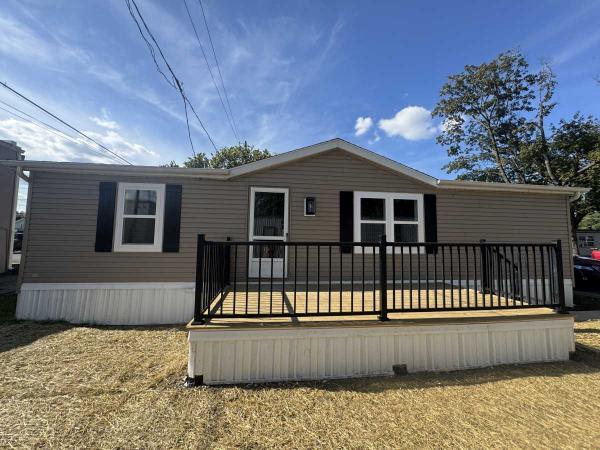 2001 Skyline Manufactured Home