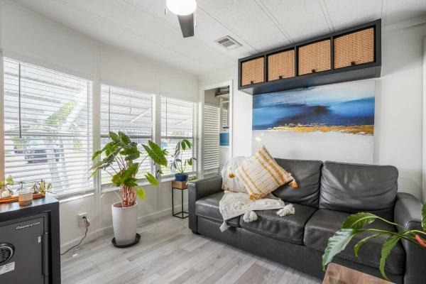 Schult Hs Manufactured Home