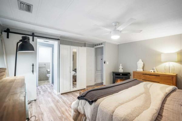 Schult Hs Manufactured Home