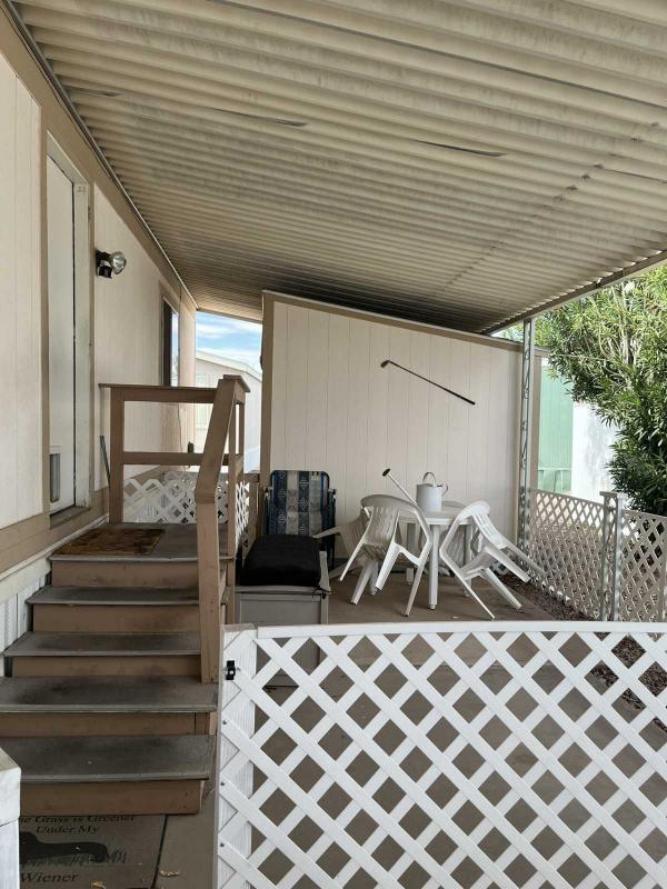 1984 Schult Manufactured Home