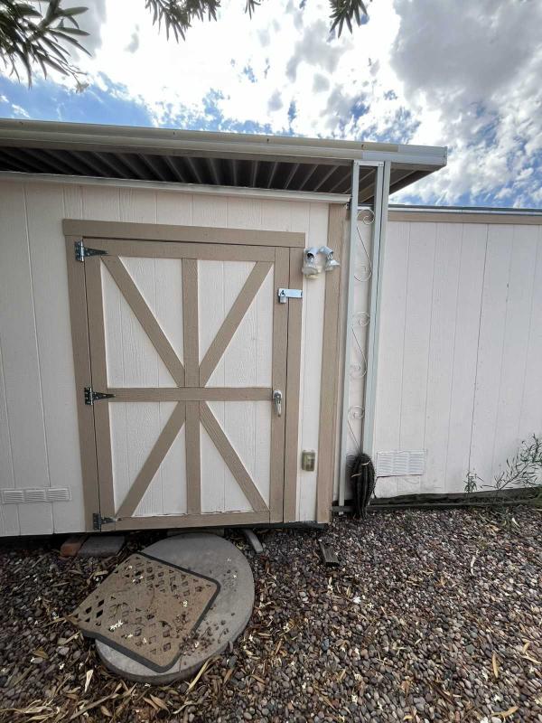 1984 Schult Manufactured Home