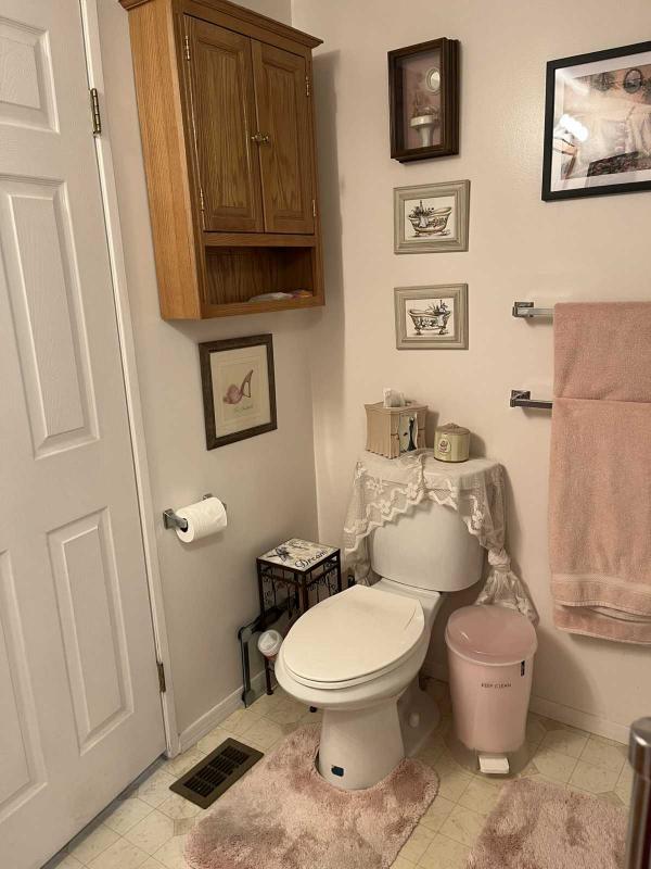 1984 Schult Manufactured Home