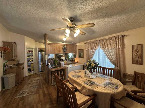 1989 Fleetwood Brookfield II Mobile Home