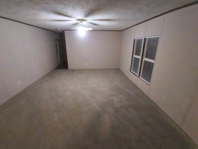 Photo 3 of 10 of home located at 4427 Harvey St Coello, IL 62825