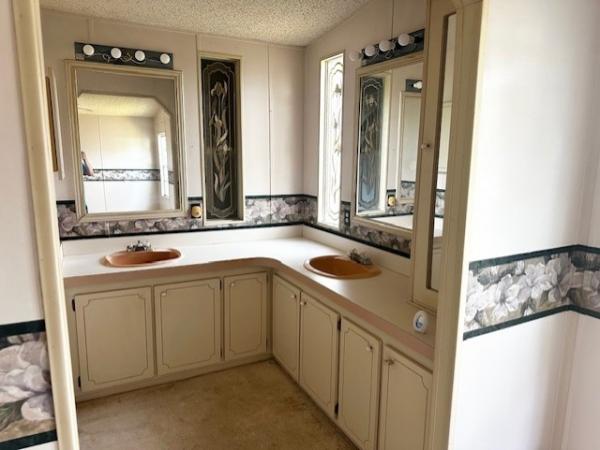 1989 Glen Manufactured Home