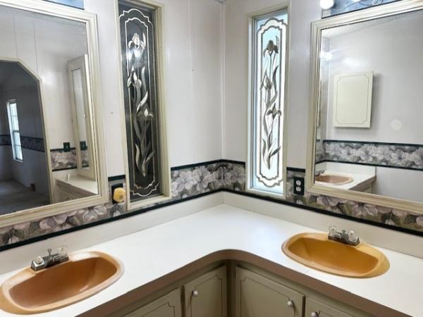 1989 Glen Manufactured Home