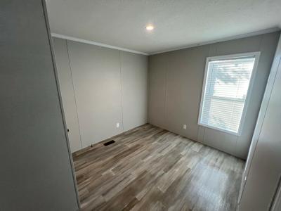 Photo 3 of 10 of home located at 315 Kingsbrook Newport, MI 48166