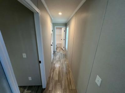 Photo 4 of 10 of home located at 315 Kingsbrook Newport, MI 48166