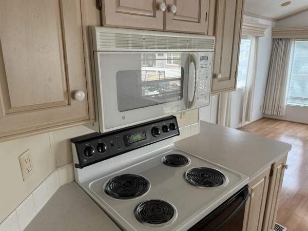 1998 Cavco Manufactured Home