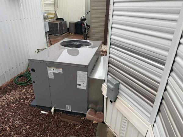 1998 Cavco Manufactured Home