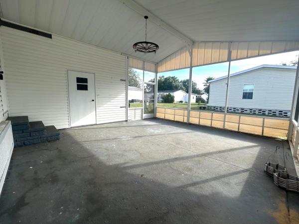 2001 SKYL ab Mobile Home