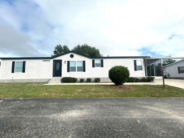 2003 Homes of Merit Mobile Home For Sale