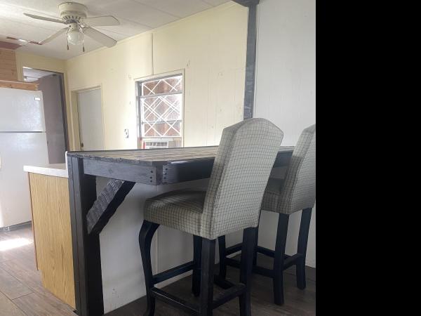 1973 APOL A2705 Mobile Home