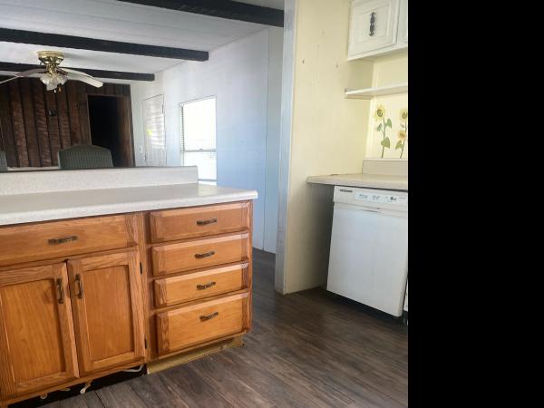 1973 APOL A2705 Mobile Home