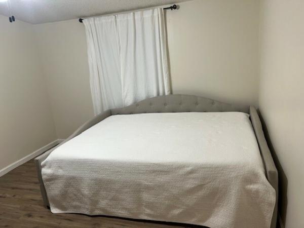 2005 Fleetwood 94282085 Mobile Home