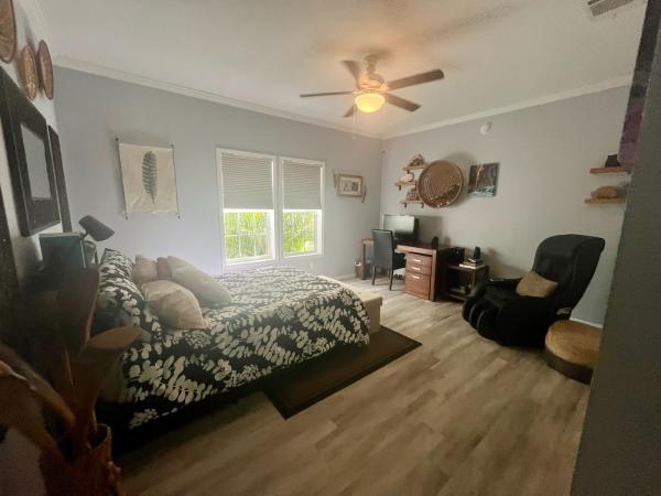 2022 JACB IMP2421B (3B-2B) Mobile Home